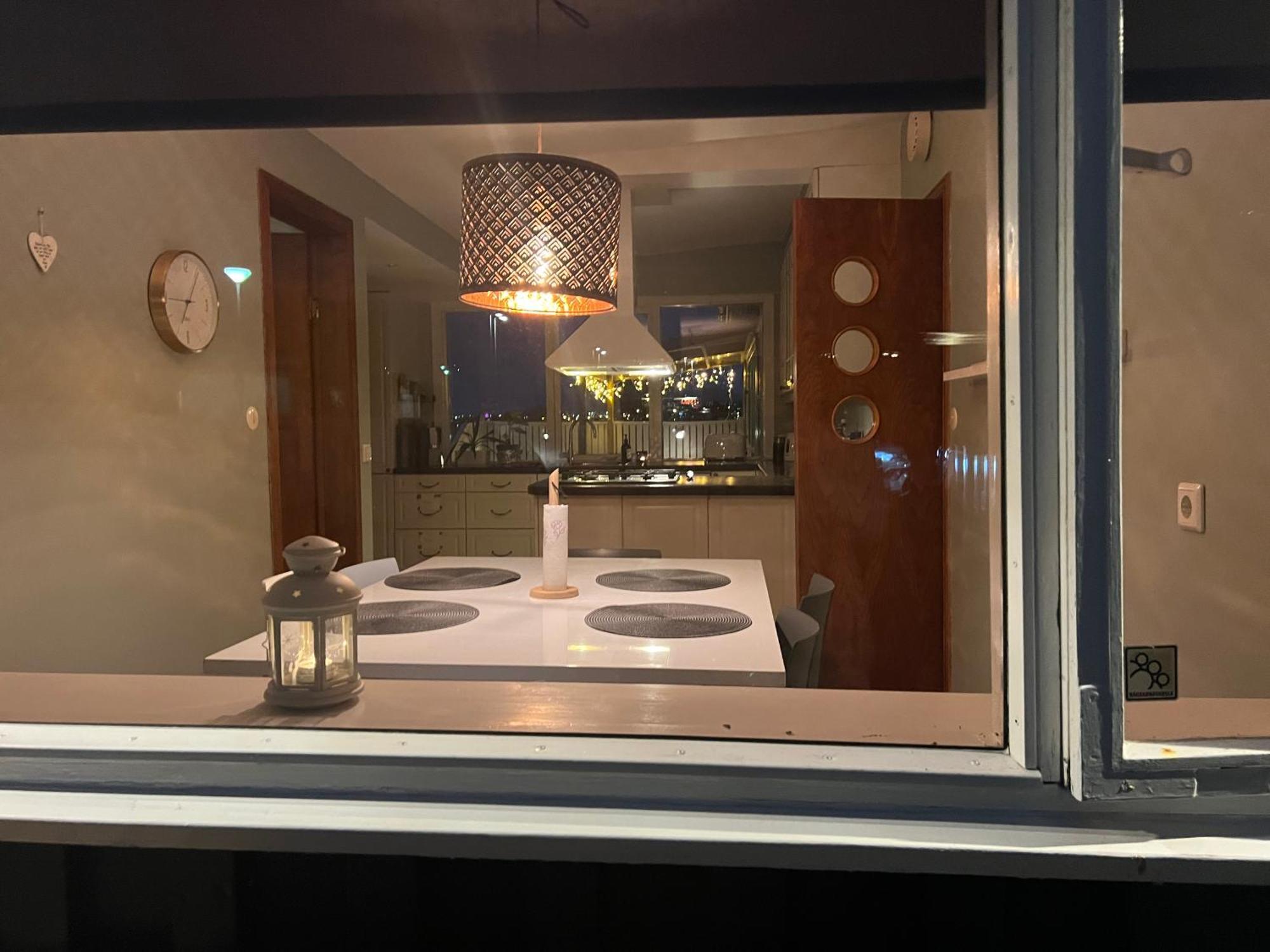 House - Villa With Garden And Hot Tub, 2 Min From Reykjavik Garthabaer Zewnętrze zdjęcie